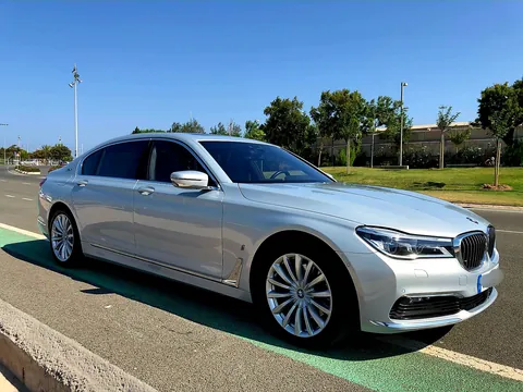 BMW 740Li