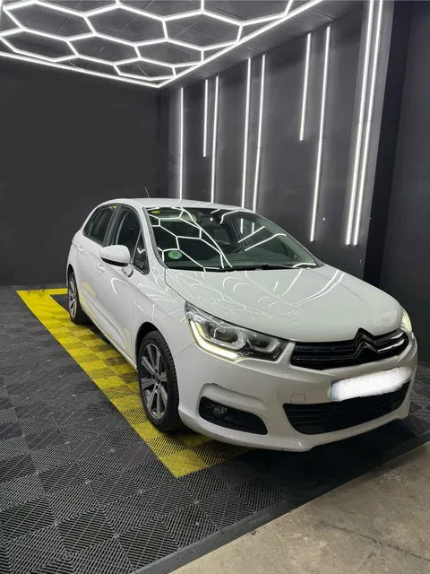 Citroën C4