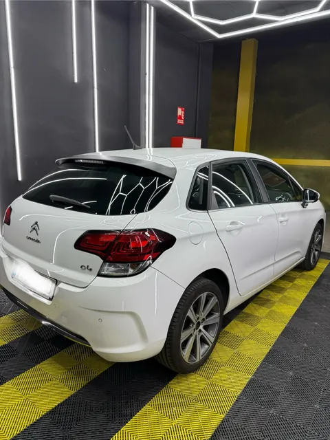 Citroën C4
